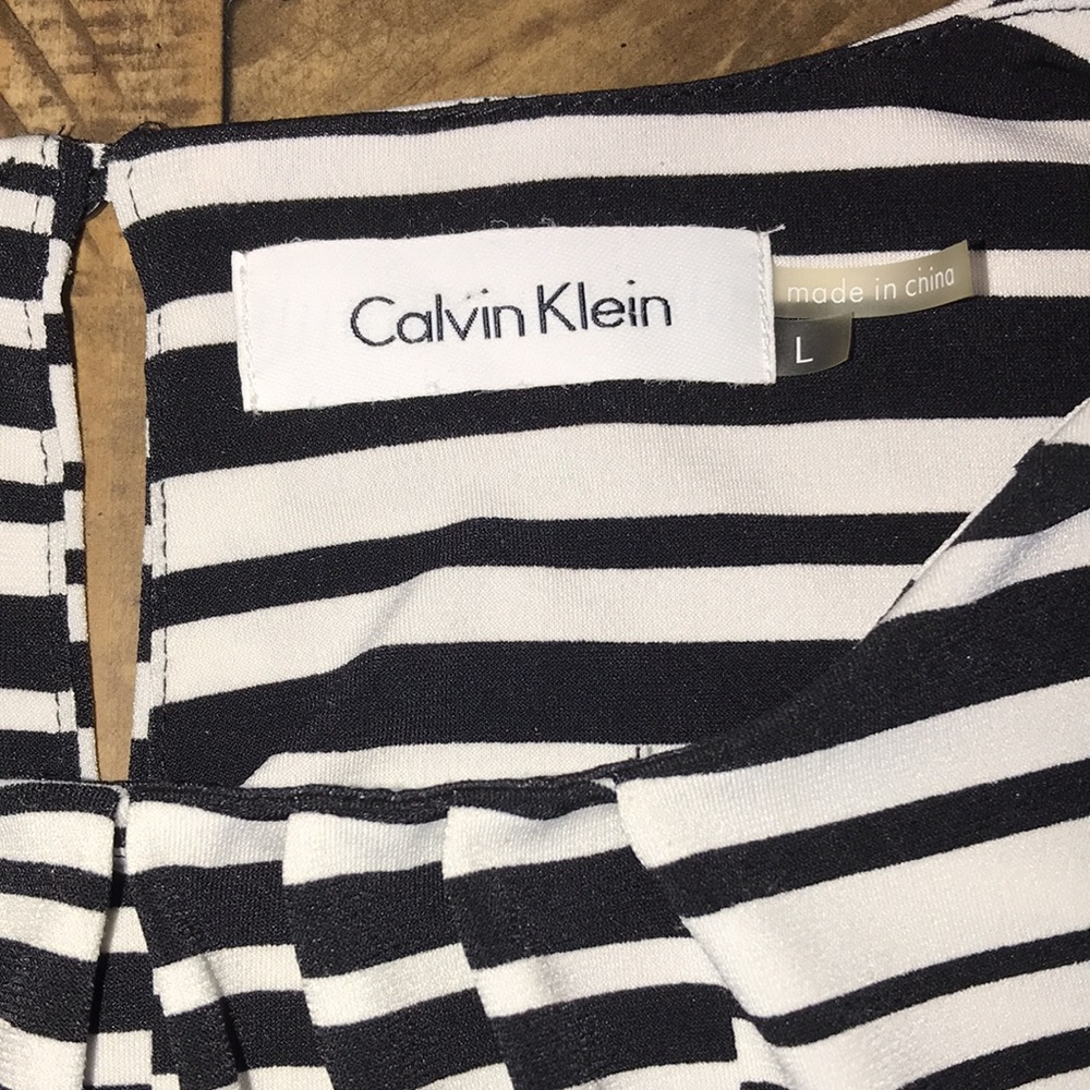 Calvin Klein Tank Top - Picture 4 of 4